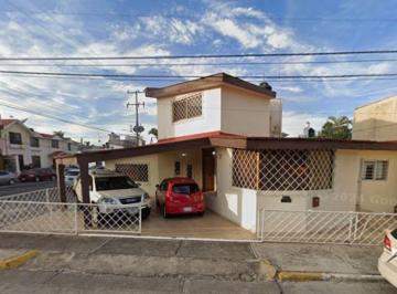 Casa de 3 habitaciones, Tepic · Casa en Venta en Colonia Ciudad del Valle Tepic Nayarit