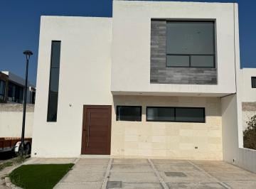 Casa de 3 habitaciones, Querétaro · Casa Nueva Para Estrenar