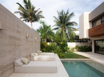Terraza · Casa en Venta, a Estrenar, 4 Recamaras, Lagos del Sol, Cancún.