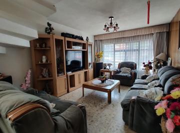 Casa · 224m² · 5 Recámaras · 1 Estacionamiento · Venta Cassa en Nueva Santa Maria