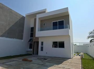 1 · Casa en Venta Fracc. Lomas de La Rioja II Alvarado, Veracruz