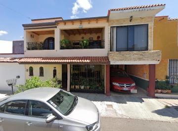 Casa de 3 habitaciones, Corregidora · Los Candiles