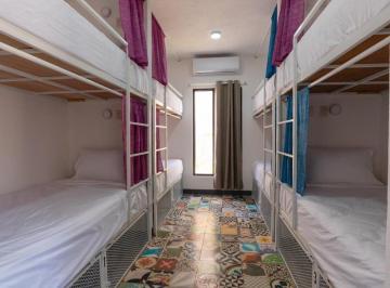 Edificio · 347m² · 8 Recámaras · Hostel For Rent in Valladolid