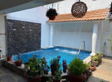 1 · Casa en Venta con Alberca y Acabados de Lujo – Fracc. Moderno, Veracruz