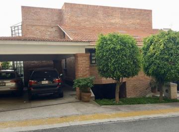 Casa de 4 habitaciones, Huixquilucan · Casa en Venta en Bosques de Las Palmas Interlomas