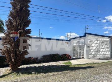 Casa · 400m² · 3 Recámaras · 8 Estacionamientos - Remax Si · Casa Venta Colinas del Bosque 1era Seccion