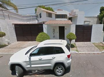 Casa de 4 habitaciones, Irapuato · Venta de Casa en Paseo del Llano, Villas de Irapuato, Guanajuato.