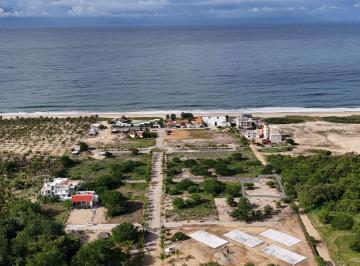 Terreno / Lote , San Pedro Mixtepec · Terreno Residencial en Venta 996 m² Playa Delfines Puerto Escondido Oax.