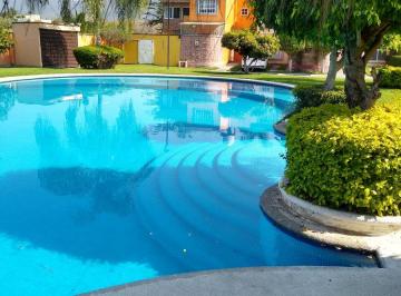 Casa de 2 habitaciones, Emiliano Zapata · Casa con Alberca Aplica Todos Los Creditos en Morelos Oportunidad