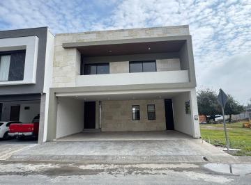 Casa de 3 habitaciones, Santiago · Casa en Venta, Pedregal del Huajuco I Cochera Triple, en Privada.