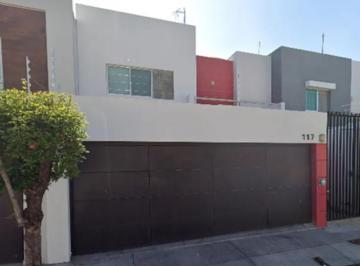Casa de 3 habitaciones, Colima · Casa en Venta Residencial Esmeralda Norte, Colima, Colima