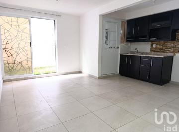 Departamento · 77m² · 3 Recámaras · 1 Estacionamiento · Departamento en Planta Baja con Patio | Alberca y Casa Club | Lomas del Pedregal