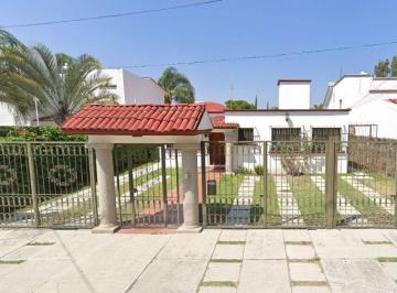 Casa de 4 habitaciones, Querétaro · Casa en Venta en Pueblo Jurica, Queretaro