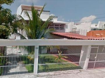 Casa de 4 habitaciones, Benito Juárez · Casa en Venta en Supermanzana 2da Secc. Cancún, Quintana Roo