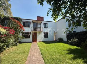 Casa · 132m² · 3 Recámaras · 3 Estacionamientos · Casa en Venta en Coyoacan