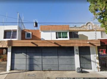 Casa de 3 habitaciones, Zapopan · Casa en Venta en Fracc. Prados Vallarta, Zapopan, Jalisco