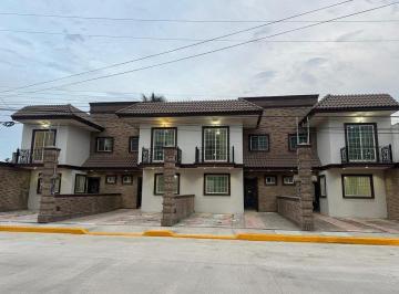 Casa · 102m² · 3 Recámaras · 2 Estacionamientos · Casa Col. Américo Villarreal, Altamira, Tamps.