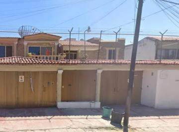 Casa de 4 habitaciones, Zapopan · Casa en Venta en Ciudad Granja, Zapopan, Jalisco