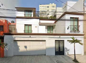 Casa de 3 habitaciones, Benito Juárez · Casa en Venta en Col. Napoles, Benito Juarez, Cdmx