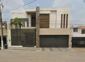 Casa de 5 habitaciones, Ciudad Madero · Venta de Casa en Ciudad Madero, Tamaulipas.