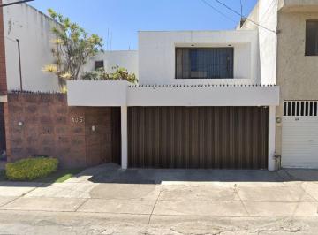Casa de 3 habitaciones, León · Venta de Casa en Valle de Bravo, Valle del Campestre, Leon de Los Aldama, Gto.