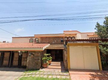 Casa de 4 habitaciones, San Luis Potosí · Casa en Venta en Col. Lomas 4ta Secc. San Luis Potosi