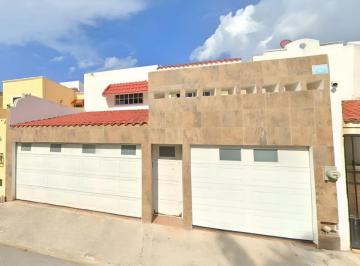 Casa de 4 habitaciones, Benito Juárez · Casa en Venta en Spmz 525, Benito Juarez, Quintana Roo