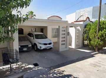 Casa de 3 habitaciones, Chihuahua · Casa en Venta en Fraccionamiento Praderas de Leon Chihuahua