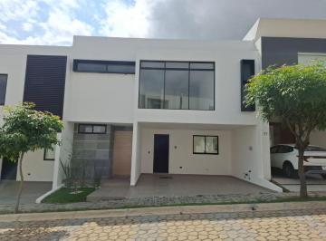 Casa de 3 habitaciones, San Andrés Cholula · Parque Aguascalientes X