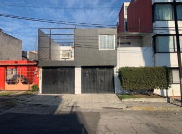 Casa de 7 habitaciones, Puebla · Casa en La Paz: Ideal Para Consultorios, Oficinas, Rentas por Habitación o Coworking