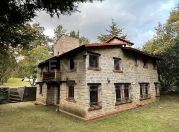 Casa · 352m² · 4 Recámaras · 10 Estacionamientos · Casa en Venta en Santo Tomás Ajusco, Tlalpan, Cdmx