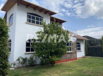Casa de 4 habitaciones, Metepec · Casa en Venta en Metepec