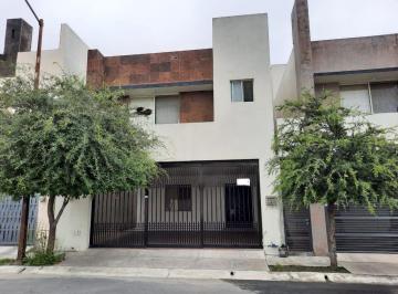 Casa · 3 Recámaras · 2 Estacionamientos · Casa en Renta en Col. Anahuac Madeira Escobedo