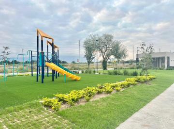 Terreno / Lote · 112m² · Terreno en Venta en Priv. Dalias II Listo Para Escriturar!