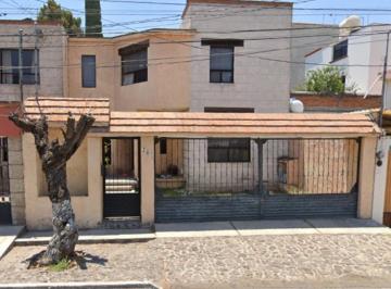 Casa de 4 habitaciones, Corregidora · Venta de Casa Paseo de Amsterdanfracc. Tejedacorregidora, Queretaro