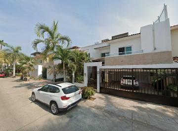 Casa de 4 habitaciones, Puerto Vallarta · Venta de Casa en Puerto Vallarta