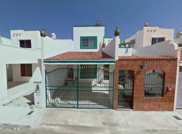 Casa de 3 habitaciones, Solidaridad · Venta de Casa en Playa del Carmen