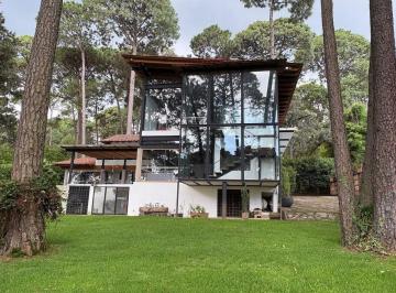 347b11d80689afb7cb5095c57ee800a35fa7aea4c8344bd34dd401cecd880f3f · Casa en Avandaro