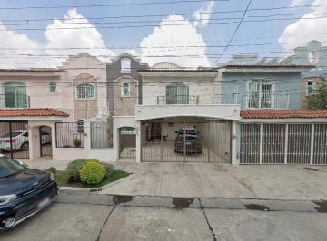 Casa de 3 habitaciones, Guadalajara · Venta de Casa en Guadalajara