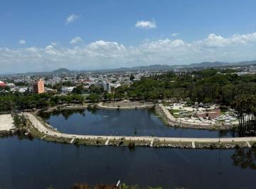 Departamento de 2 habitaciones, Mazatlán · Departamento en Venta Malecón Mazatlán, Oportunidad