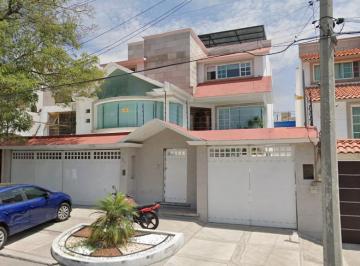 Casa de 6 habitaciones, Naucalpan de Juárez · Ciudad Satélite