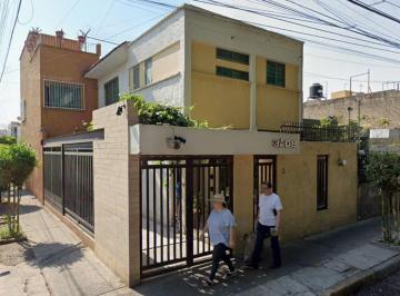 Casa de 2 habitaciones, Guadalajara · Casa con Posesion en Jardines del Nilo