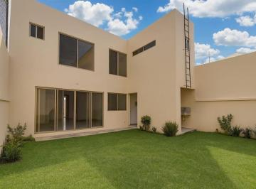 Casa · 220m² · 4 Recámaras · 2 Estacionamientos · Estrena!.casa Nueva en Venta en Kloster de Ahuatlan, Cuernavaca Morelos.