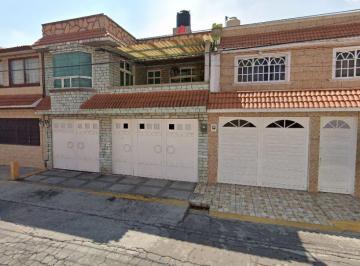 Casa de 4 habitaciones, Ecatepec de Morelos · Industrias Tulpetlac