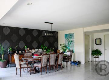Departamento · 332m² · 3 Recámaras · 3 Estacionamientos · Lindo Departamento en Residencial La Vista