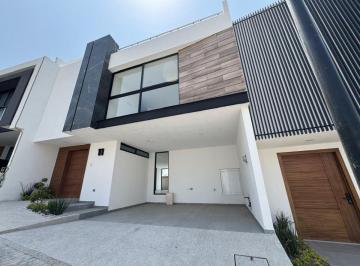 Casa de 3 habitaciones, San Andrés Cholula · Casa en Venta en Lomas de Angelópolis III con Roofgarden
