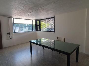 Oficina , Guadalajara · Se Renta Oficina en Esquina con Ubicacion Estrategica