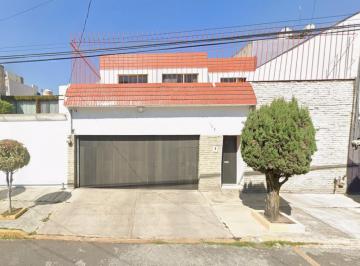 Casa de 4 habitaciones, Toluca · Venta de Casa en Toluca Edo. Mexico