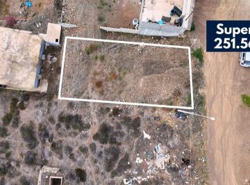 Terreno / Lote · 252m² · Terreno en Venta. - (4)
