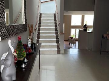 Casa en condominio de 3 habitaciones, Huixquilucan · Casa en Venta en Residencial Fiesole Lomas Country